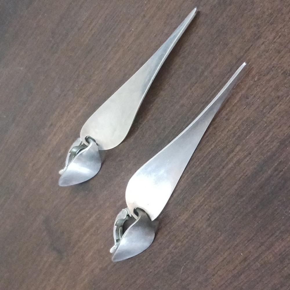 Georg Jensen, Nana Ditzel 1950s Long Drop Silver Denmark Earring leverback 128A